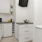 Apartamento Rondo Wiatraczna With Parking By Renters