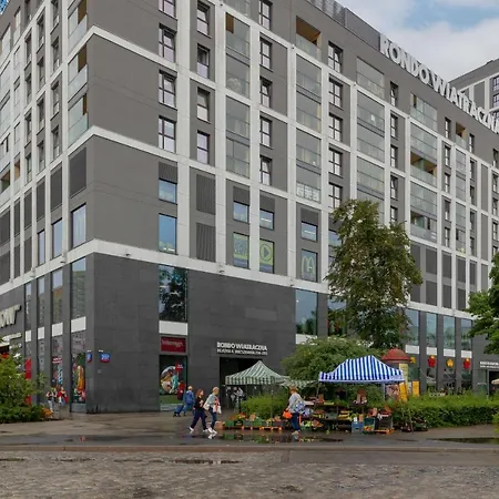 Rondo Wiatraczna With Parking By Renters *