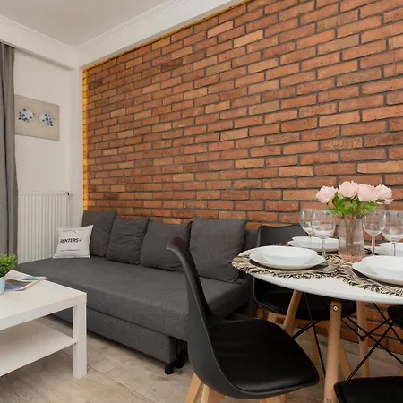 Appartamento Rondo Wiatraczna With Parking By Renters Varsavia