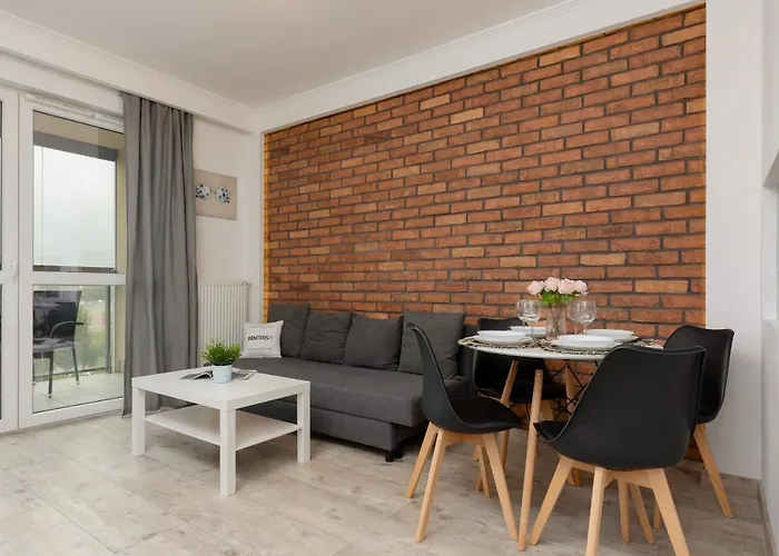 Rondo Wiatraczna With Parking By Renters Lejlighed Warszawa